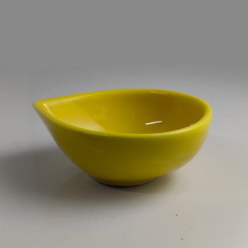 Oil Lamp Yellow 02